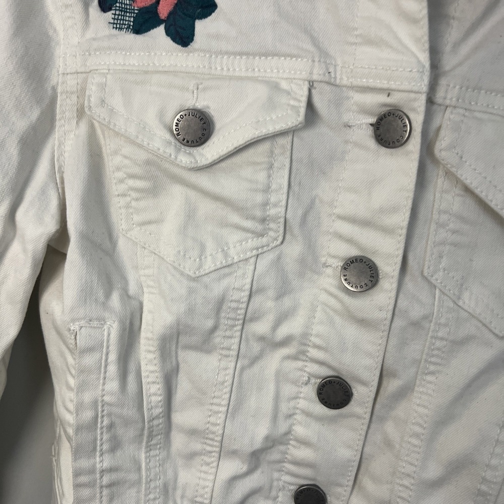 Romeo And Juliet White Denim Embroidered Jacket Size A - Picture 4 of 5